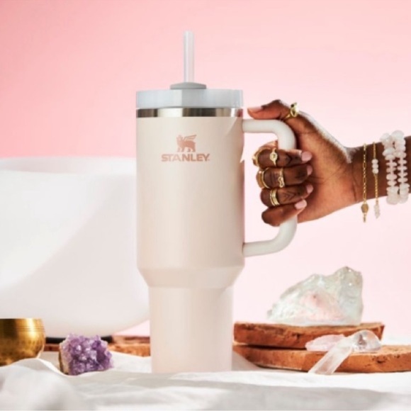 (NWT) Stanley 40 oz. Quencher H2.0 FlowState Tumbler in Rose Quartz - Picture 16 of 16